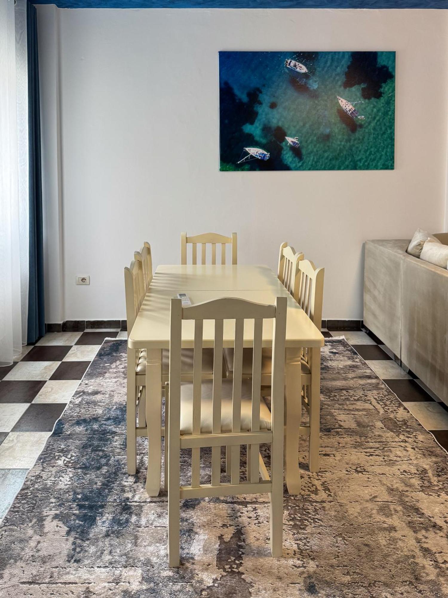 Marina Apartment - The Ocean Heart Of Shkodra Esterno foto