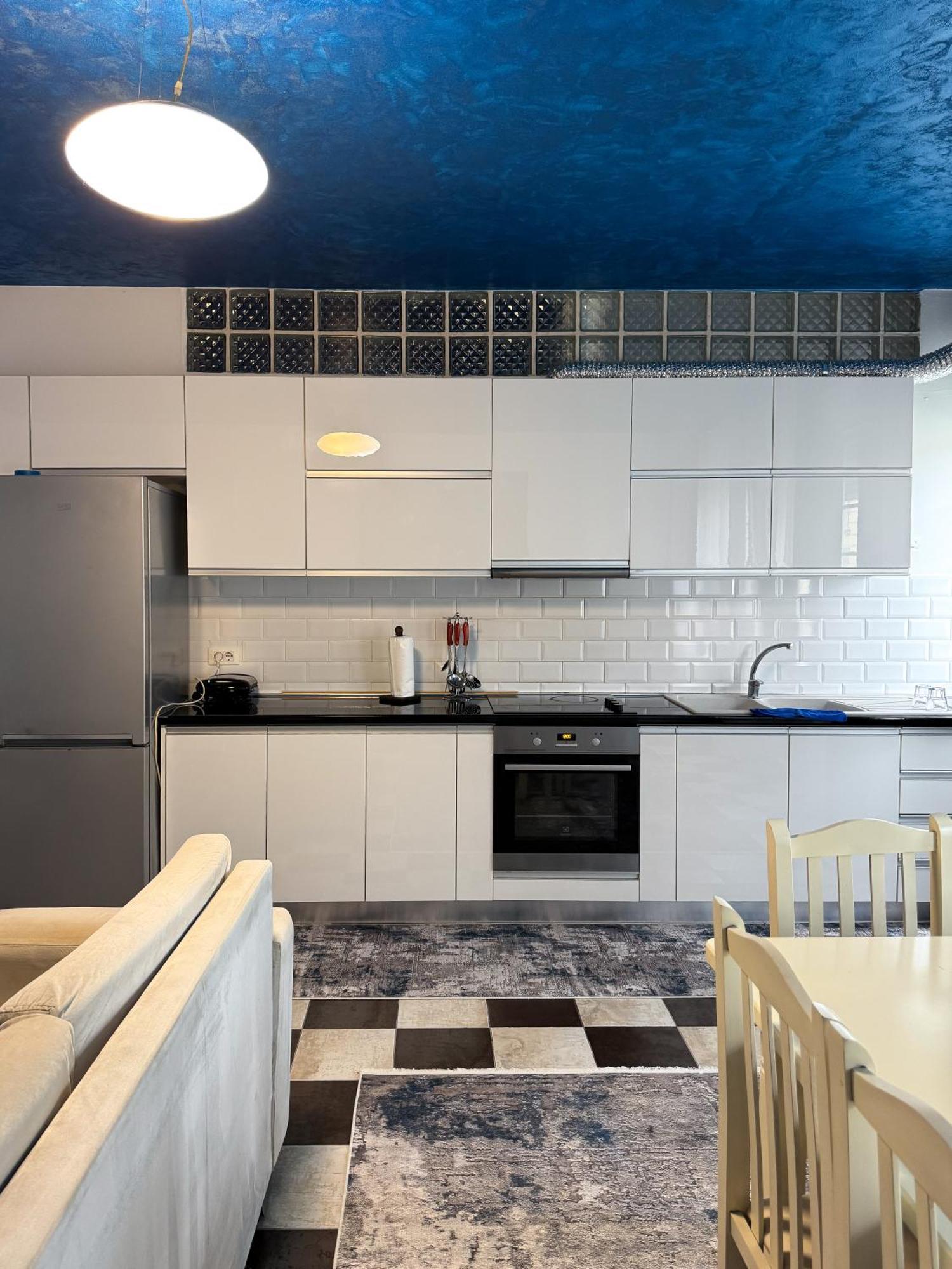 Marina Apartment - The Ocean Heart Of Shkodra Esterno foto